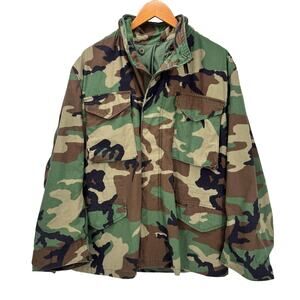 US Military Jacket Mens Medium Cold Weather Field Green Woodland Camo Full Zip